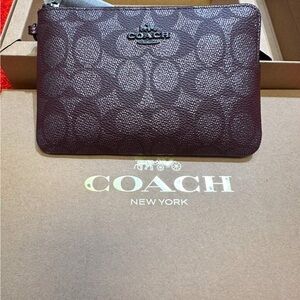 ❤️❤️❤️NEW Coach wristlet/wallet/gunmetal hardware ❤️❤️❤️